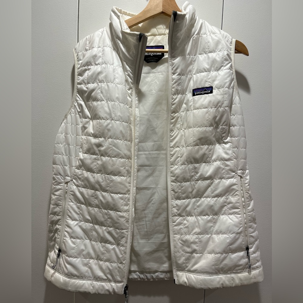Patagonia Women’s White Puffer Vest